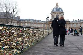 A Look At The Most Romantic Spot In Paris Pont Des Arts Paris Bridge Romantic Places