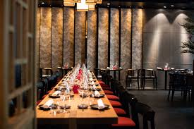 Hrb 243865 registergericht landratsamt münchen landratsamt münchen mariahilfplatz 17 81541 münchen telefon: Anoki Asien Im Palais An Der Oper Munchen Falstaff