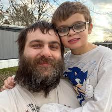 Why do i have to pull so hard to remove my display port cable?