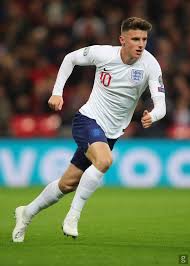 Mason tony mount (născut la 10 ianuarie 1999) este un profesionist limba engleză fotbalist care joacă ca un atac sau mijlocaș. Mason Mount On Twitter