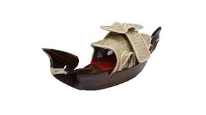 traditional kerala houseboat gift