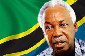 Mwalimu Julius Kambarage Nyerere Alikuwa Raisi Wa Kwanza Wa Tanzania Alizaliwa Butiama Mkoani Mara Mnamo Tarehe 13 April 1 Julius Nyerere Great Leaders Julius