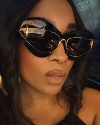 The GORGEOUS “HALEY” frame is here for SPRING!!! This BEAUTY takes CENTER  STAGE!! A modern take