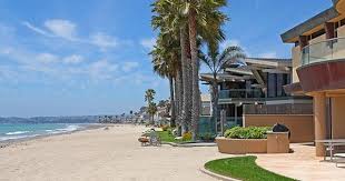 Yes Yes I D Become A Padre Fan If I Could Live In This San Diego Beachfront Home With This Incredibl Beachfront House Beachfront Rentals San Diego Houses