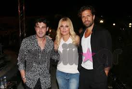Θεοδωριδου πελαγια μουστακα ελενη ι. Diashmes Emfaniseis Celebrities Eidhseis Yupiii Gr