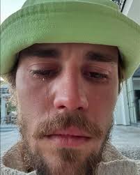 Our thoughts and prayers go out to Justin Bieber and his family for their  tragic loss🙏😢