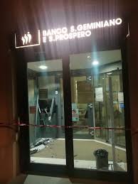 Banco s.geminiano e s.prospero in sassuolo, reviews by real people. Mirandola Colpo Con L Esplosivo Al Bancomat In Pieno Centro Sulpanaro News