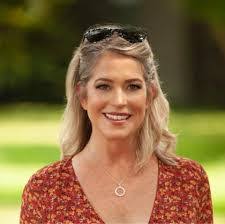 Sheri Springer's Instagram, Twitter & Facebook