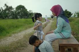 The film was released to malaysian cinemas on 19 may 2011. Life S A Preach Nur Kasih The Movie