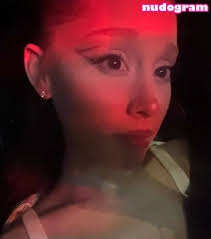 Ariana Grande  arianagrande Nude Leaks OnlyFans Photo 372 - Nudogram v2.1