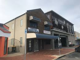 We will be opening a clinic in yeppoon with our physiotherapist, lauren kloppers, . Contact Us Yeppoon Medical Centre