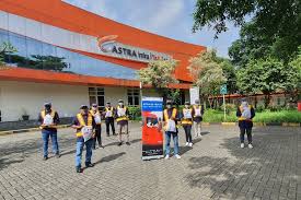 The #1 best value of 131 places to stay in labuan bajo. Bentuk Peduli Astra Ud Truks Kepada Pengemudi Di Tengah Pandemi Gaungplus Com