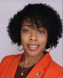 🎓✨ Congratulations to our Summer Semester 2024 graduates! We're so proud  of your hard work and dedication as you reach this incredible milestone.  Here's a photo of our Dean, Allia Carter, Ph.D.,