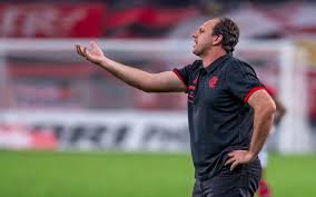 Rogério mücke ceni (brazilian portuguese: Rogerio Ceni Minimiza Falta De Atencao Em Gol Do Vasco E E Explica Erro Do Flamengo Foi Falha De Marcacao Flamengo Coluna Do Fla