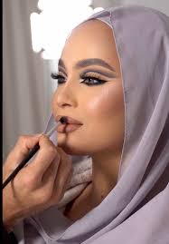 Beautiful Makeup Techniques to Feel Empowered