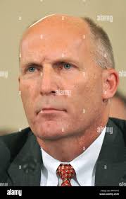 Oil rig accident hi-res stock photography and images