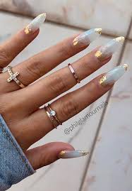 Thousands of pictures in galleries to provide gel nail polish is known for its long lasting nature and its shiny and glossy finish. 57 Pretty Nail Ideas The Nail Art Everyone S Loving Clear Nails