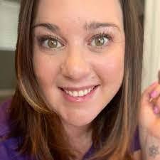 Ashley Quilty's Instagram, Twitter & Facebook