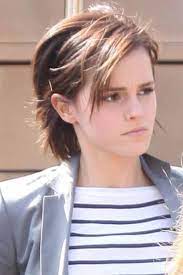 The little women actress was spotted with a new spring haircut on march 10 while grabbing lunch in beverly hills, debuting shorter hair than we've seen from her in years. Emma Watson Short Haircut Emmawatson