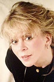 Lynn Treadway's Instagram, Twitter & Facebook