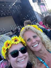 I know this is a no selling site but is there a site to sell festival  related stuff (for example accommodation, camping equipment etc)? Would  love it if there was specific for