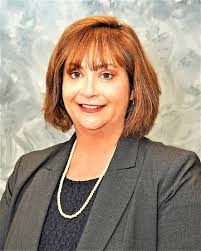 Regina Peterson's Instagram, Twitter & Facebook