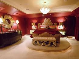 Rich Red And Gold Master Bedroom Red Master Bedroom Leather Bedroom Furniture Bedroom Red