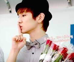 로즈데이는 그 중에서 5월 14일에 해당한다. Shinee Happened On This Day 090514 Rose Day Event Credit Facebook
