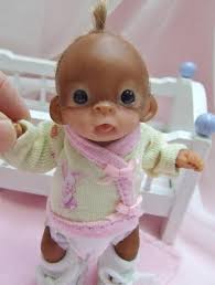 Ooak Baby Orangutan Monkey Girl Sculpted Polymer Clay Art Doll Poseable Ebay Goruntuler Ile Oyuncak