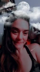 Amanda Racey's Instagram, Twitter & Facebook