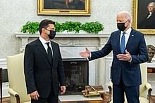 Selenskyj bezeichnete die anerkennung der beiden selbsternannten volksrepubliken luhansk und donezk als unabhängige staaten als aggression und . Wolodymyr Selenskyj Wikipedia