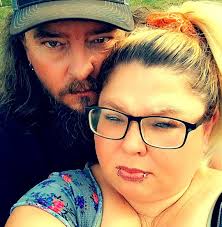 What are the top family-friendly attractions in Pigeon Forge for kids aged  2-10?