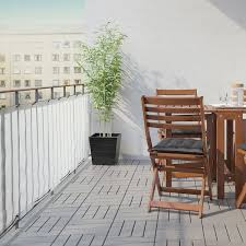 Epingle Sur Balcon