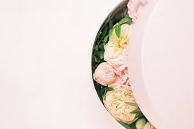 Flower box black + 2 botellines cava 20 cl. Premium Photo A Stylish And Delicate Flower Arrangement In A Hat Round Box On The Pink Background With Copy Space Gift Box For 8 March International Women Day Mothers Day St