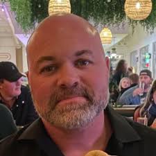 Looking for recommendations for an eyelash salon nearby.