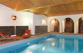 Romantik Schloss Hotel Kurfurstliches Amtshaus Dauner Burg Daun Vulkaneifel Gefunden Auf Spaness De Hotel Haus Aussergewohnliche Hotels