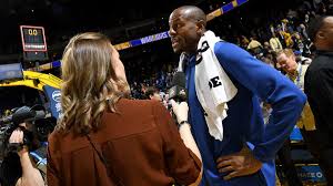 Andre iguodala is signing with the golden state warriors , according to jonathan abrams of the new york times on friday. Andre Iguodala Says Warriors Game Is Reflection Of His Golf Game Sports Illustrated