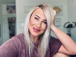 Reddit stalkers: let's ruin her career and demolish her income. Me: leaves  younique and loses 3 collaborations. Still makes 10k in June. 💰 Kindness  wins. Hard work wins. Hustle wins. But hey,