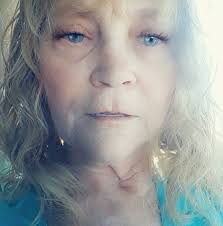 Who is artist David M Garlick?