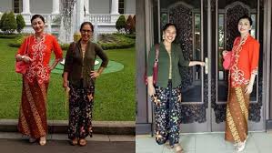 Masih banyak model tas kain tenun yang bisa. Rahmi Hidayati Ingin Kebaya Dikenal Dunia Seperti Sari Dan Kimono Citizen6 Liputan6 Com