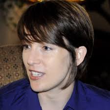 Siobhan Lyons, Diplomat's Daughter, Heads Irish Immigration Center