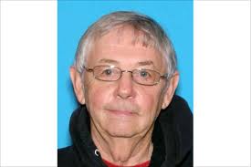 Cooper (dan cooper), criminal who in 1971 hijacked a plane traveling from portland to seattle and later parachuted out of the aircraft with the ransom money. Man Who Packed Parachutes For 71 Skyjacker D B Cooper Killed In Washington State New York Daily News