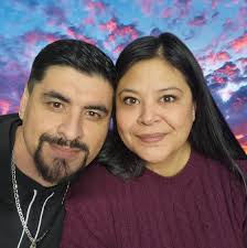 ISO a lash tech who's prices aren't ridiculously high and are great at  filling in the inner corners of my eyes!☺️ Drop pictures below