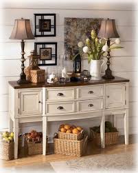 Amazon Com Dining Room Server By Ashley Furniture Home Kitchen Dining Room Server Casual Dining Rooms Dining Room Sets