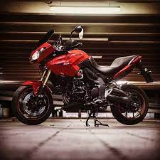 red passion and not from italy triumph tiger 1050 special edition triumph tiger specialedition red rot motorrad motorbike motorcycle dreizylin sport
