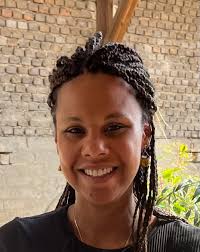 Mayou NOUTSA, Sage-femme échographiste à Héming : Prenez RDV en ligne