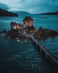 Scotland On Instagram Some Blue Hour Beauties Today From M Visuals Of Eilean Donan Castle Castle Scotland Castles Eilean Donan