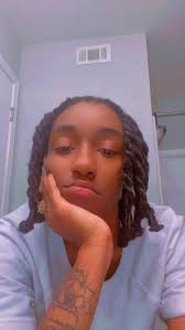 UPDATE: 🥰I HAVE FOUND HER )Random but here I go When I was younger I went  to EBO Elementary and in kindergarten and first half from first grade I  gained a best