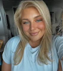 Erin Bertrand's Instagram, Twitter & Facebook