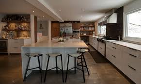 Modern breakfast bar stools, kitchen stools, bar chairs, wooden bar stools and modern industrial bar stools from major brands. Black And White Bar Stools How To Choose And Use Them